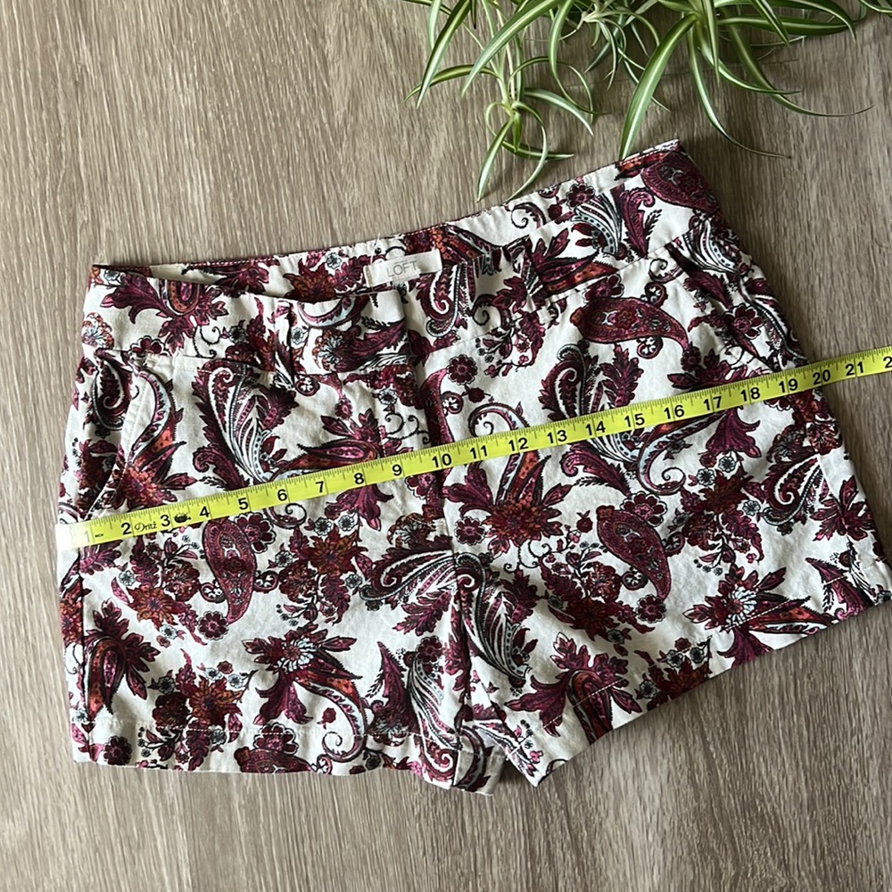 Ann Taylor Loft Linen Blend Shorts, size 6 Paisley shorts - Picture 6 of 12